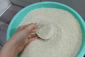 Vì sao gạo bán ra thị trường thường được đánh bóng?