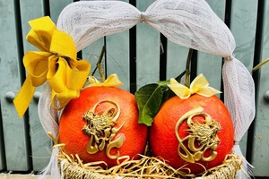 Bưởi tiến vua giá gần nửa triệu vào giỏ quà tết 