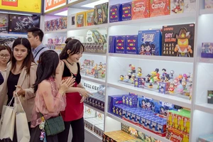  MyKingdom đồng loạt mở cửa hàng đồ chơi cho người lớn