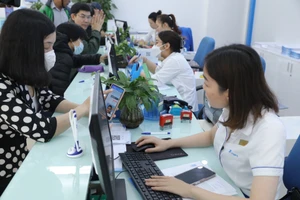 Sim di động bị khóa chiều gọi đi từ 31-3, chính chủ cần làm gì?