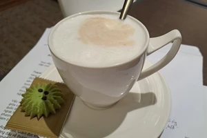 Trẻ em bao nhiêu tuổi thì có thể uống cà phê?