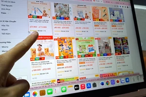 Người Việt chi 9 nghìn tỉ đồng mua bỉm tã, sữa... online