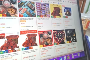 Giá quà tặng Valentine ổn định vì trùng dịp Tết Nguyên đán