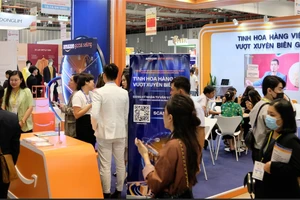 Đón 'sóng' xuất khẩu hàng Việt qua kênh online