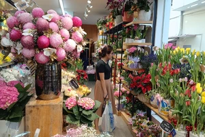 Giá hoa hồng có tăng trong dịp lễ ngày 8-3?