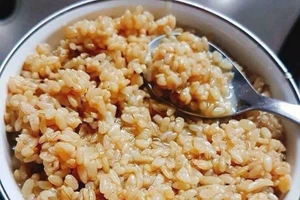 Ăn cơm rượu ngày Tết Đoan Ngọ, thổi nồng độ cồn có lên?