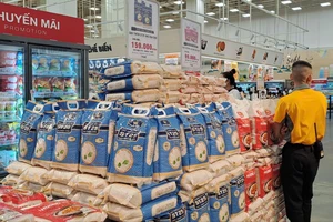 Giá gạo ST25 tăng cao do đâu?