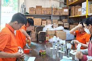 Sốc, giật mình với cơn lốc giá hàng siêu rẻ từ Temu, Tabao... tràn vào Việt Nam