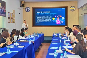 Doanh nghiệp vừa và nhỏ vẫn cần nhiều 'đòn bẩy' trên thương mại điện tử