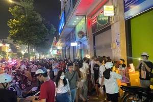 'Cơn sốt' túi mù, hộp mù: Giải mã sức hút bí ẩn với doanh thu trăm tỷ