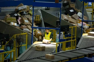 Có nên giao việc truy xuất nguồn gốc hàng hóa cho sàn thương mại điện tử?