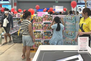 Thiết bị công nghệ đã thúc đẩy ngành pin phát triển