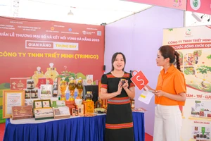 Sản phẩm OCOP tìm cơ hội chuyển mình qua sóng livestream trên Shopee