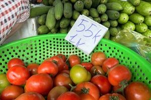 Ngay cả khi rau xanh tăng giá, vì sao vẫn không nên cắt bỏ rau xanh khỏi bữa ăn gia đình