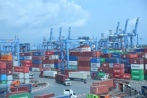 Xung đột leo thang tại Trung Đông đang tác động cụ thể ra sao tới công ty xuất nhập khẩu Việt Nam?