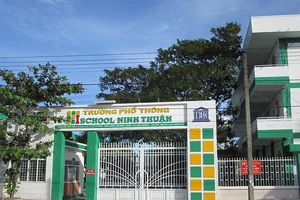 Học sinh Ninh Thuận nghỉ học đến khi bão tan