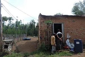 Xác định nghi can vụ vợ chồng thương vong tại vườn tiêu