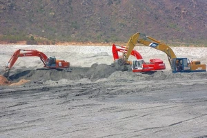 4 triệu m3 tro xỉ Vĩnh Tân không nơi tiêu thụ