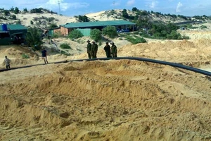 Kiểm tra việc 'đoàn kiểm tra chỉ nhìn hiện trường cát lậu'