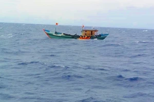 Bí ẩn con tàu gây tai nạn khiến 4 thuyền viên rơi xuống biển