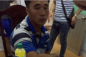 Bắt khẩn cấp người đàn ông trộm tài sản của 2 cụ già 