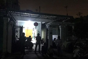 Đâm vào đùi bạn nhậu làm nạn nhân tử vong