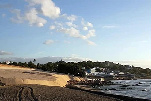 Chuyển hồ sơ vụ bãi đá 7 màu sang cơ quan điều tra