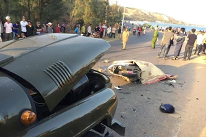 Xe máy đối đầu xe Jeep, 2 chiến sĩ cảnh sát PCCC thiệt mạng