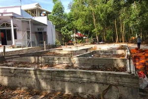 Chính quyền bó tay vụ xây nhà trên đất hàng xóm?