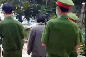 Vụ tráo máy dân nghèo: Bắt cựu chủ tịch xã để thi hành án tù 