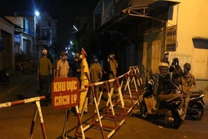 Tìm, cách ly những người đã tiếp xúc gần với bệnh nhân 34