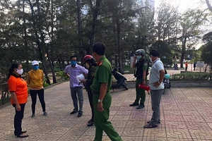 Bình Thuận: Nhắc nhở các cuộc nhậu vỉa hè tập trung đông người