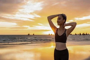 Cô gái trồng thanh long tham dự cuộc thi hoa hậu quốc tế