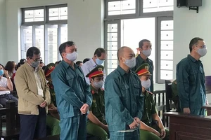 Kháng nghị không cho cựu chủ tịch Phan Thiết hưởng án treo