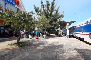 Bình Thuận hủy đón du khách 'xông đất' để phòng COVID-19