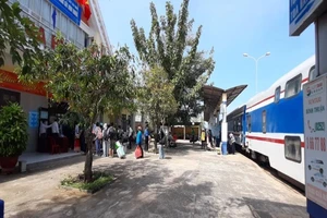 Xét nghiệm 71 cán bộ, công chức từ vùng dịch về Bình Thuận