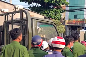 Bình Thuận: Hàng trăm người vây chủ hụi vỡ nợ 200 tỉ đồng