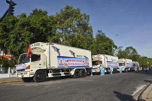 Thêm 4 chuyến xe nghĩa tình từ Bình Thuận hỗ trợ bà con TP.HCM