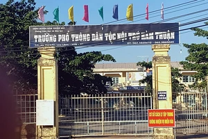 2 người vi phạm cách ly tại nhà bị cưỡng chế vào nơi tập trung