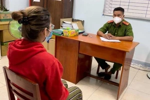 Tin lời người yêu, cô gái đăng tin giả trên Facebook bị xử lý