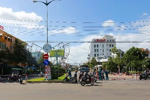 Làm rõ 1 trường hợp ở khu phong tỏa vẫn đến cơ quan làm việc, nhiễm COVID