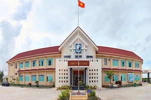 Không chấp hành tăng cường phòng chống dịch, một trưởng khoa bị cách chức 