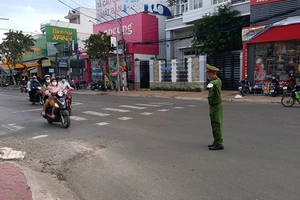 Phan Thiết: Tiêm đủ liều vaccine, xét nghiệm âm tính vẫn phải có giấy thông hành