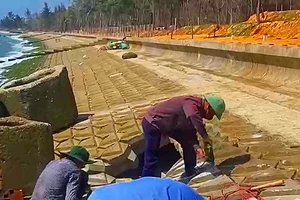 Bình Thuận yêu cầu làm rõ nghi vấn đầu tư 350 m kè biển sai địa chỉ