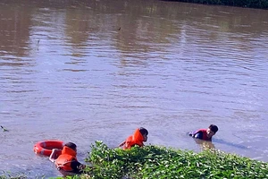 Công an Bình Thuận triển khai lực lượng tìm kiếm cứu nạn, phòng chống bão Noru