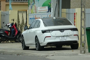 Sẽ định giá ô tô mà 'hotgirl Bắc Giang' Tina Duong lừa đảo 