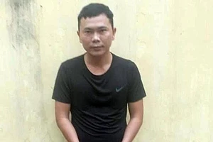 Vay 200 triệu, 6 tháng sau phải viết giấy nợ 900 triệu đồng