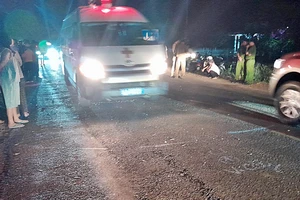 5 người trong 2 gia đình thiệt mạng do tai nạn giao thông trên một đoạn đường