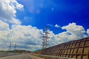 Bộ GTVT phát công điện về cao tốc Vĩnh Hảo-Phan Thiết và Phan Thiết-Dầu Giây