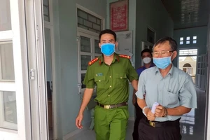 Trưởng văn phòng công chứng làm khách hàng thiệt hại tiền tỷ được giảm án